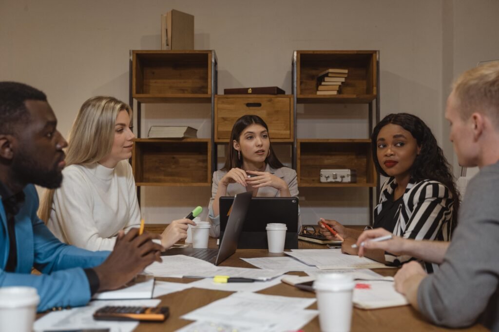 Liderazgo Femenino: ¿Qué es y por qué es importante? 2 Liderazgo femenino ¿Que es y por que es importante 1